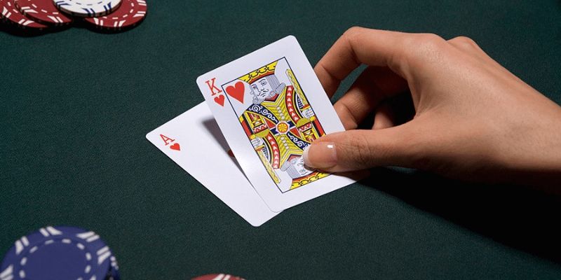 Lượt chia chung trong luật chia bài Poker Lượt chia chung trong luật chia bài Poker