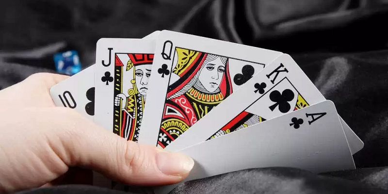Bí quyết luôn thắng khi chơi bài Poker online