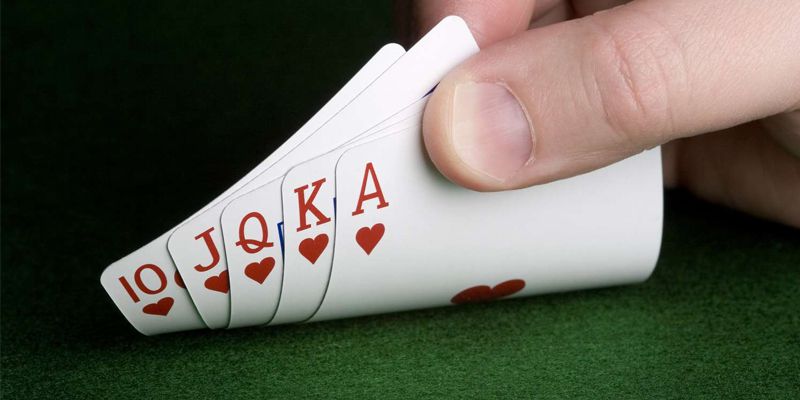Lá Straight Flush (Thùng phá sảnh) xếp hạng bài trong Poker