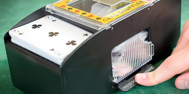 Máy xào bài Poker là gì?